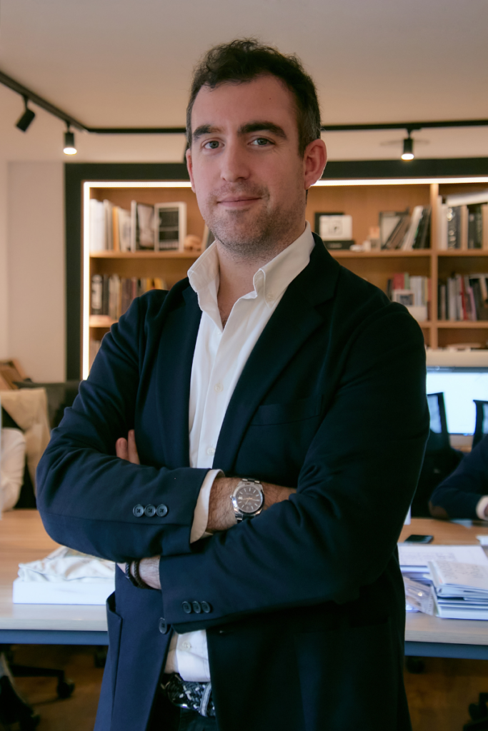 alejandro-fernandez-estudiofaas